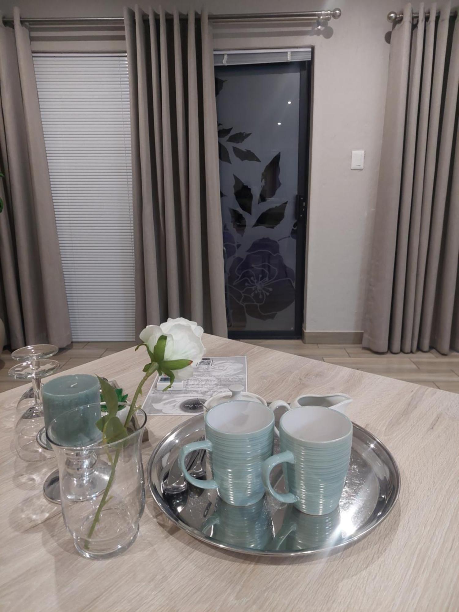 Bella Rosa Bed & Breakfast Potchefstroom Bagian luar foto